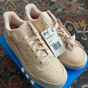 Brand New with box: women’s Adidas size 7.5 Forum Bold Nude/pink color